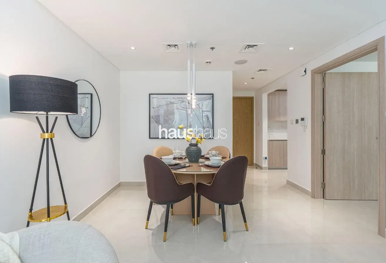 Brand New | Pool View | Near Circle Mall