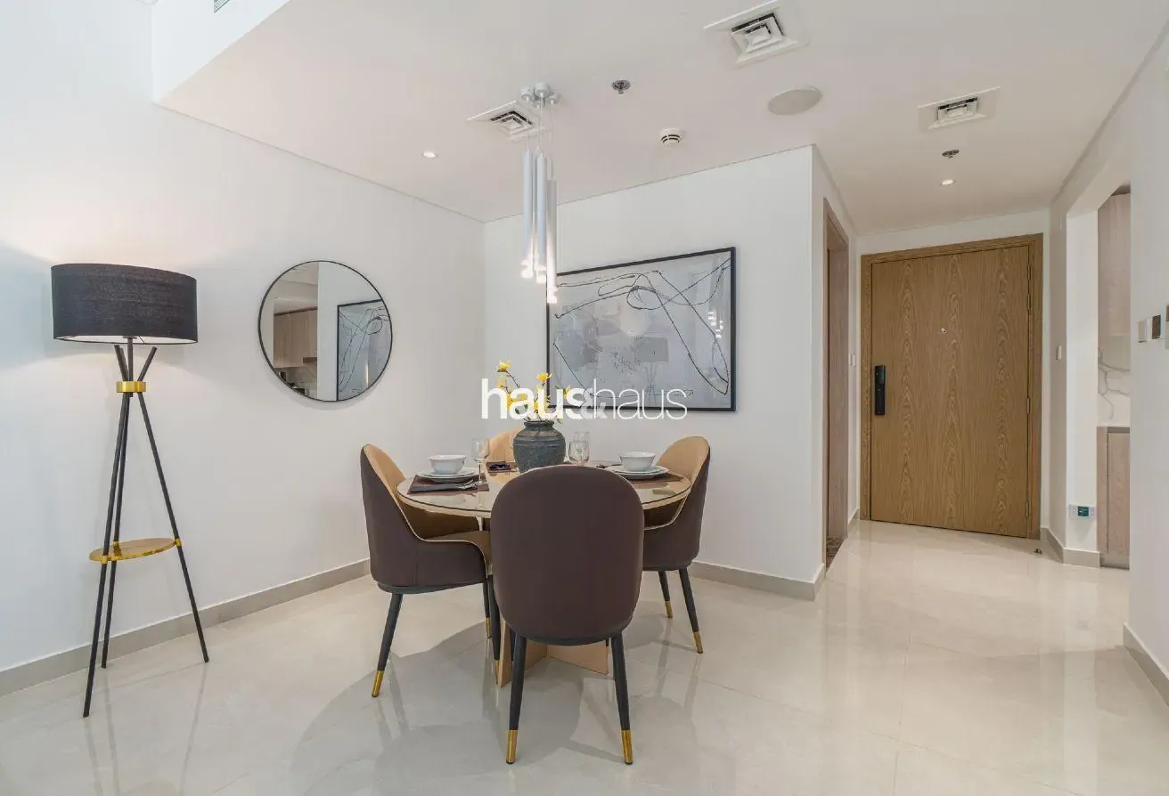 Brand New | Pool View | Near Circle Mall
