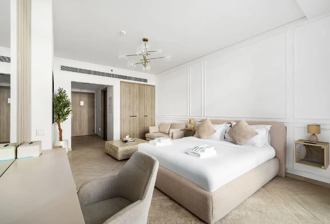 Inviting Studio in Oxford Terraces 2 | Pool & Gym