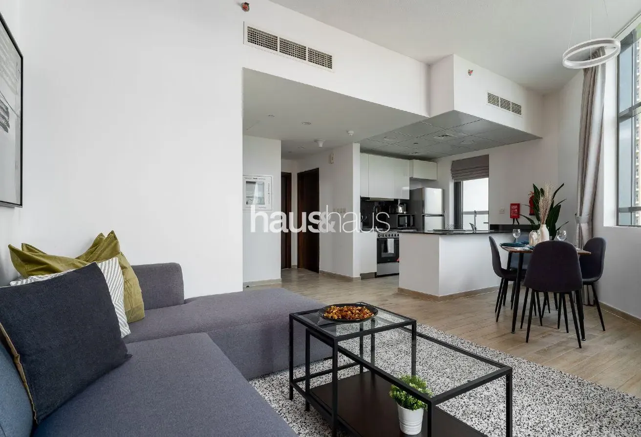 Great Park View | Beautiful Neighbourhood