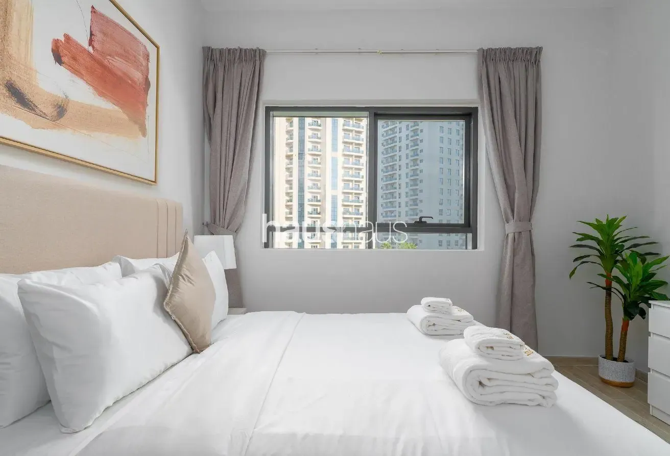 Great Park View | Beautiful Neighbourhood