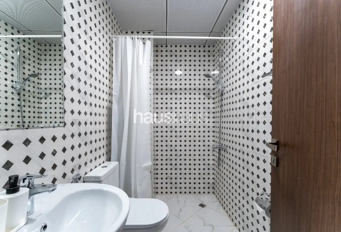 Spacious Studio | Multiple Units | Modern