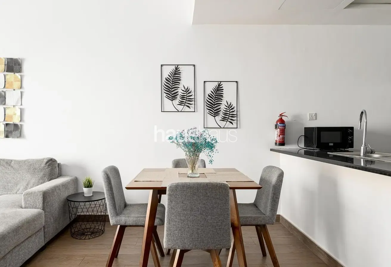 Balcony | Spacious 1 BR | Relaxing