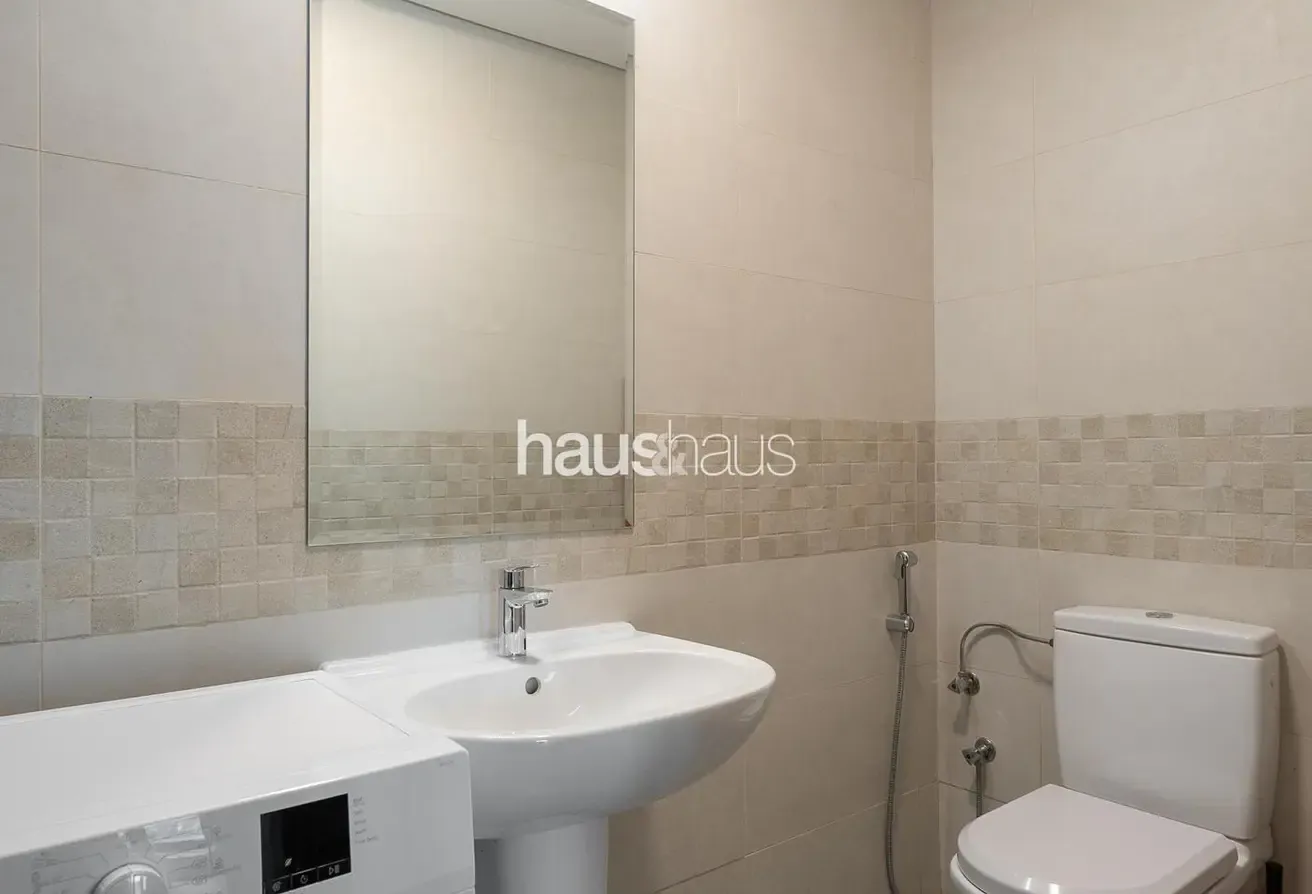 Spacious Layout | Bright | Fully Equipped