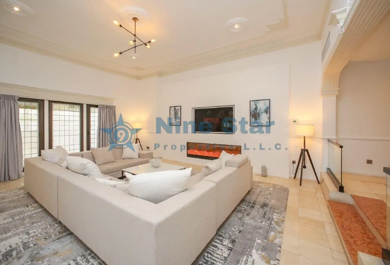 FULLY FURNISHED / LUXURY 4BR+MAID / READY TO MOVE