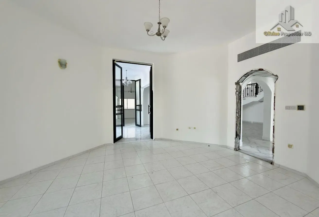 Huge Garden | 5 Master BR | Covered parking