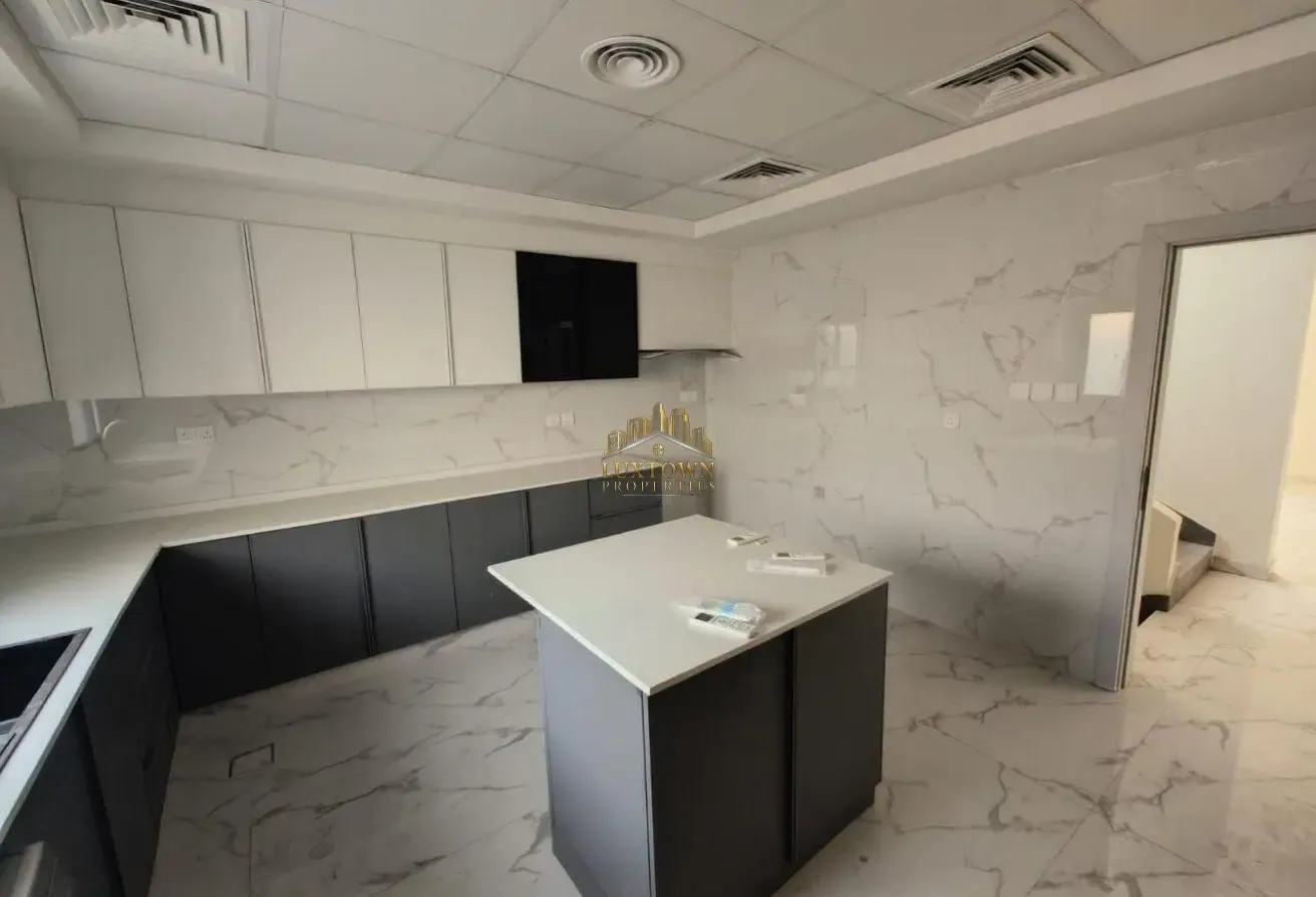 Huge Villa - Near City Walk - Prime Location