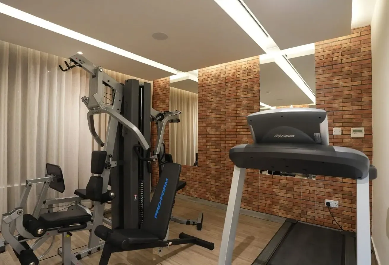 9 BR Upgraded Villa with Private Garden in Al Wasl
