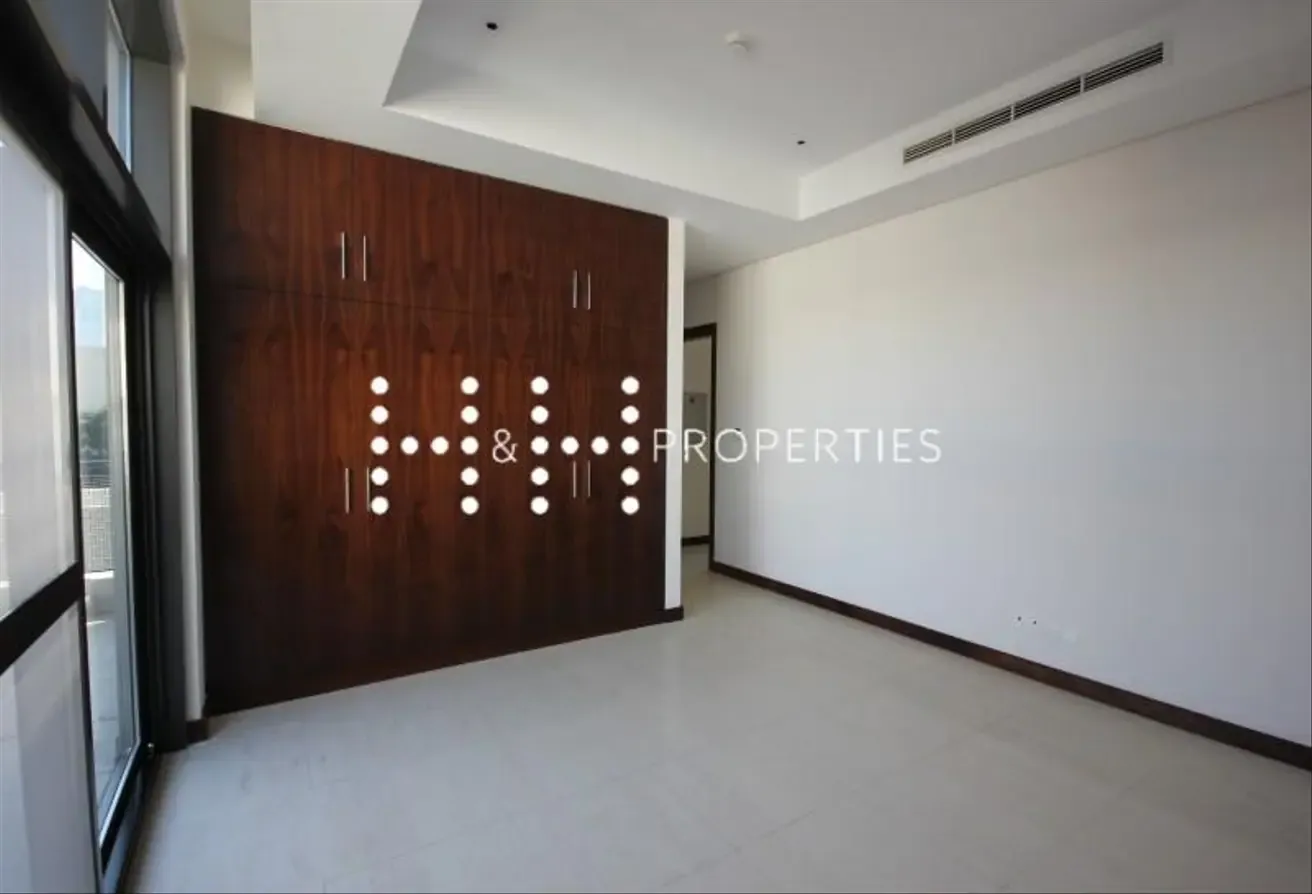 5BR Contemporary Villa | Private Pool | Al Wasl