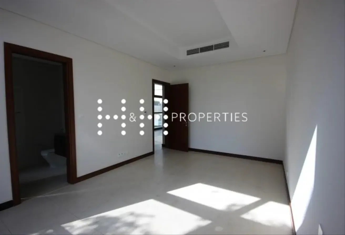 5BR Contemporary Villa | Private Pool | Al Wasl