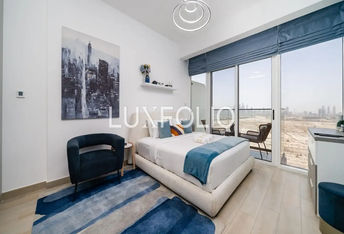 UNIQUE BLUE STUDIO AT BLOOM AVAILABLE NOW