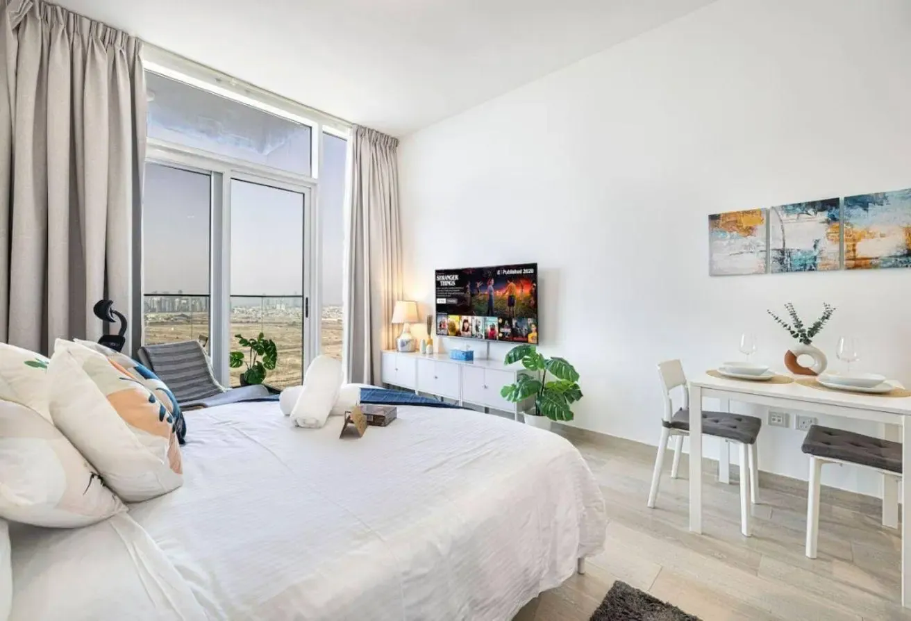 Studio in JVC with Marina View | High Floor