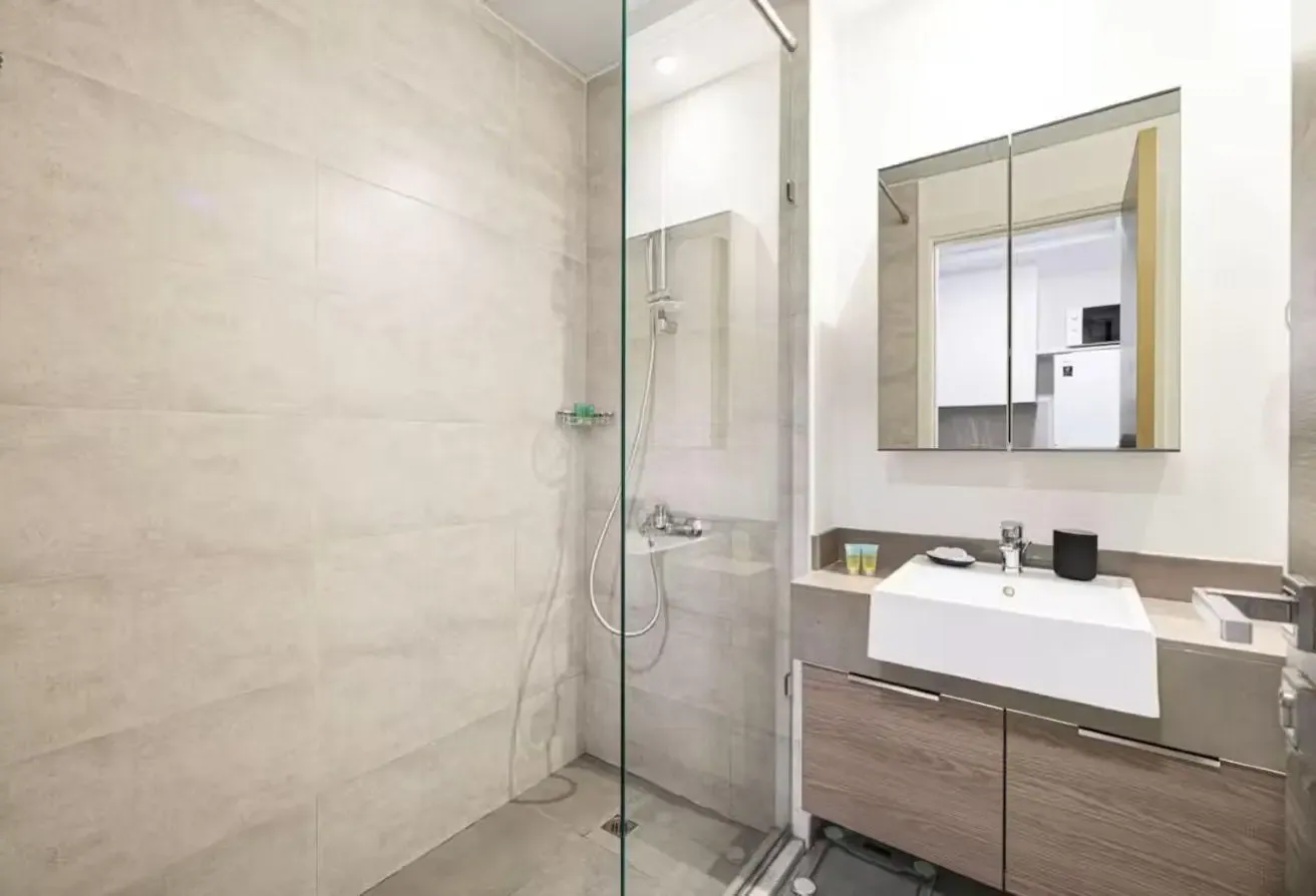 Studio in JVC with Marina View | High Floor