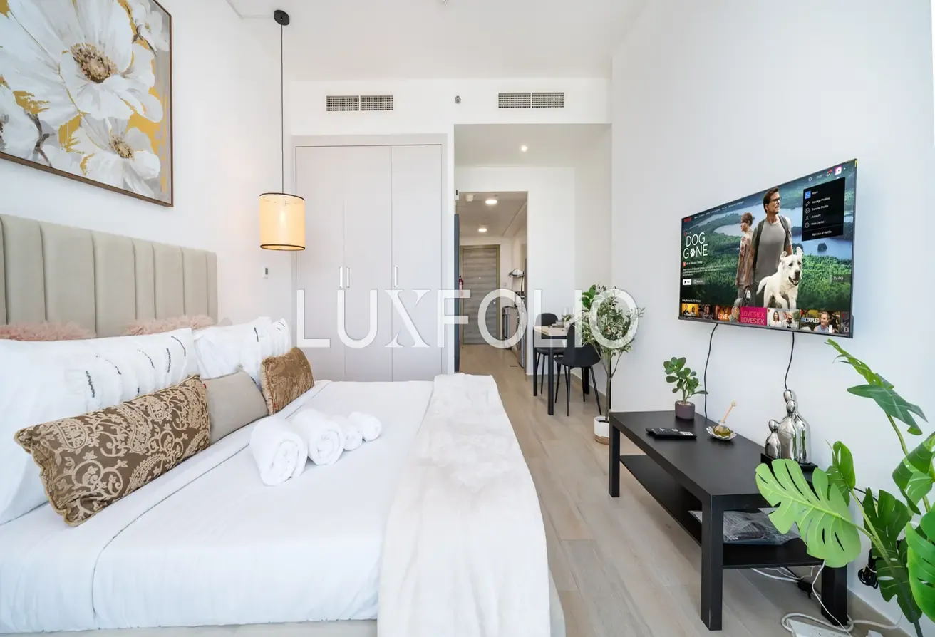 NEWLY FURNISHED STUDIO| AVAILABLE NOW |JVC