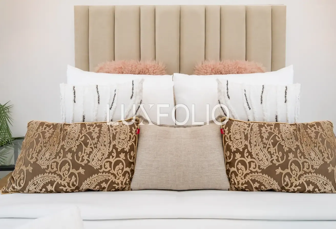 NEWLY FURNISHED STUDIO| AVAILABLE NOW |JVC