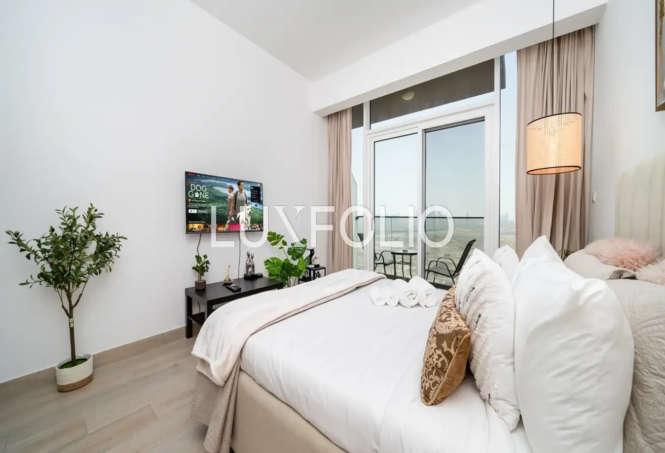 NEWLY FURNISHED STUDIO| AVAILABLE NOW |JVC