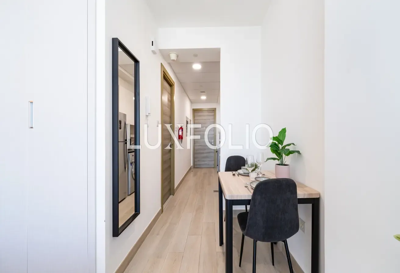 NEWLY FURNISHED STUDIO| AVAILABLE NOW |JVC