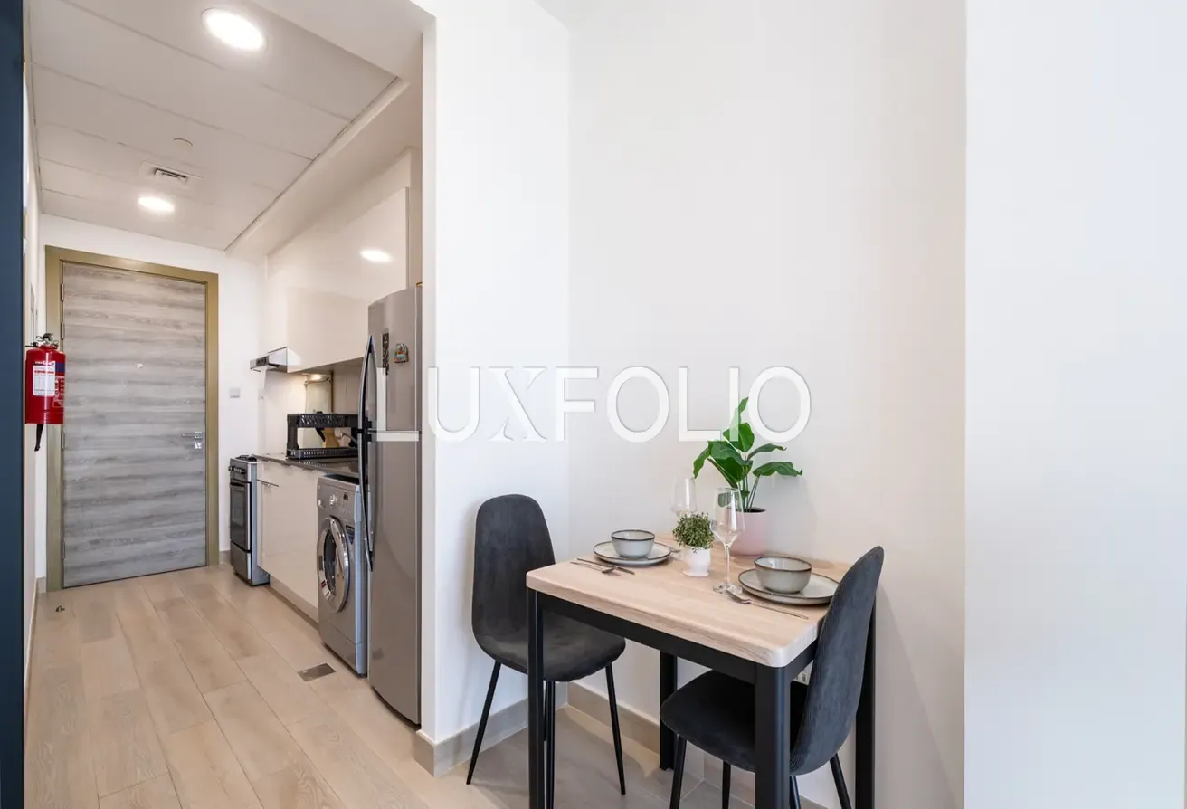 NEWLY FURNISHED STUDIO| AVAILABLE NOW |JVC