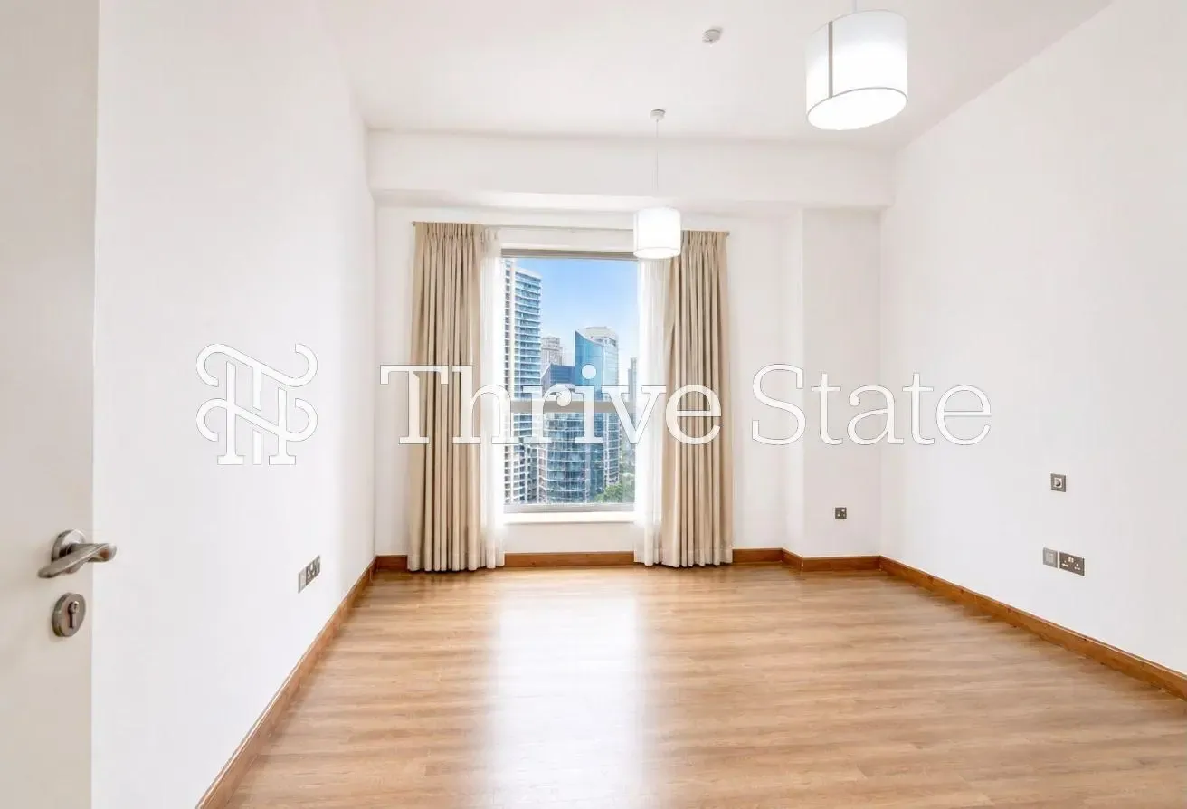 Luxury Renovation | Marina View | Vacant Soon