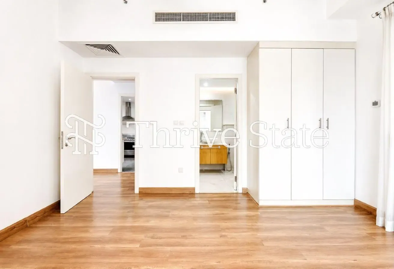 Luxury Renovation | Marina View | Vacant Soon