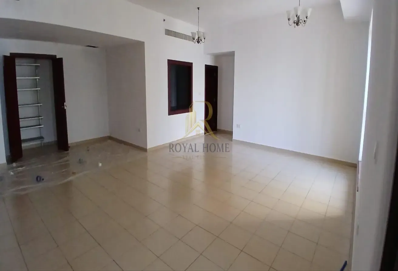 Spacious 4-Bed Apt | Marina View | Family-Oriented