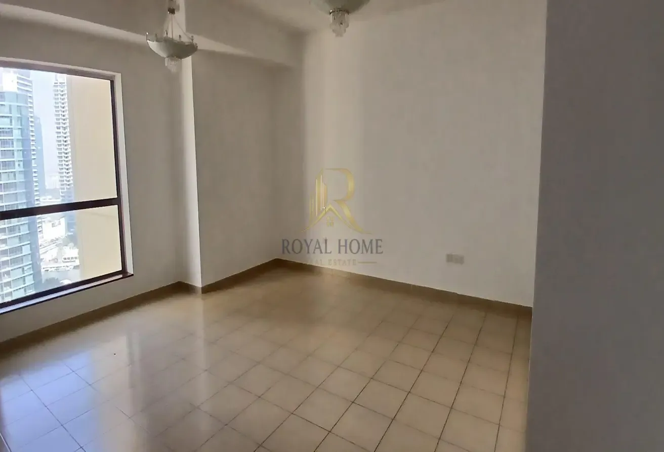 Spacious 4-Bed Apt | Marina View | Family-Oriented