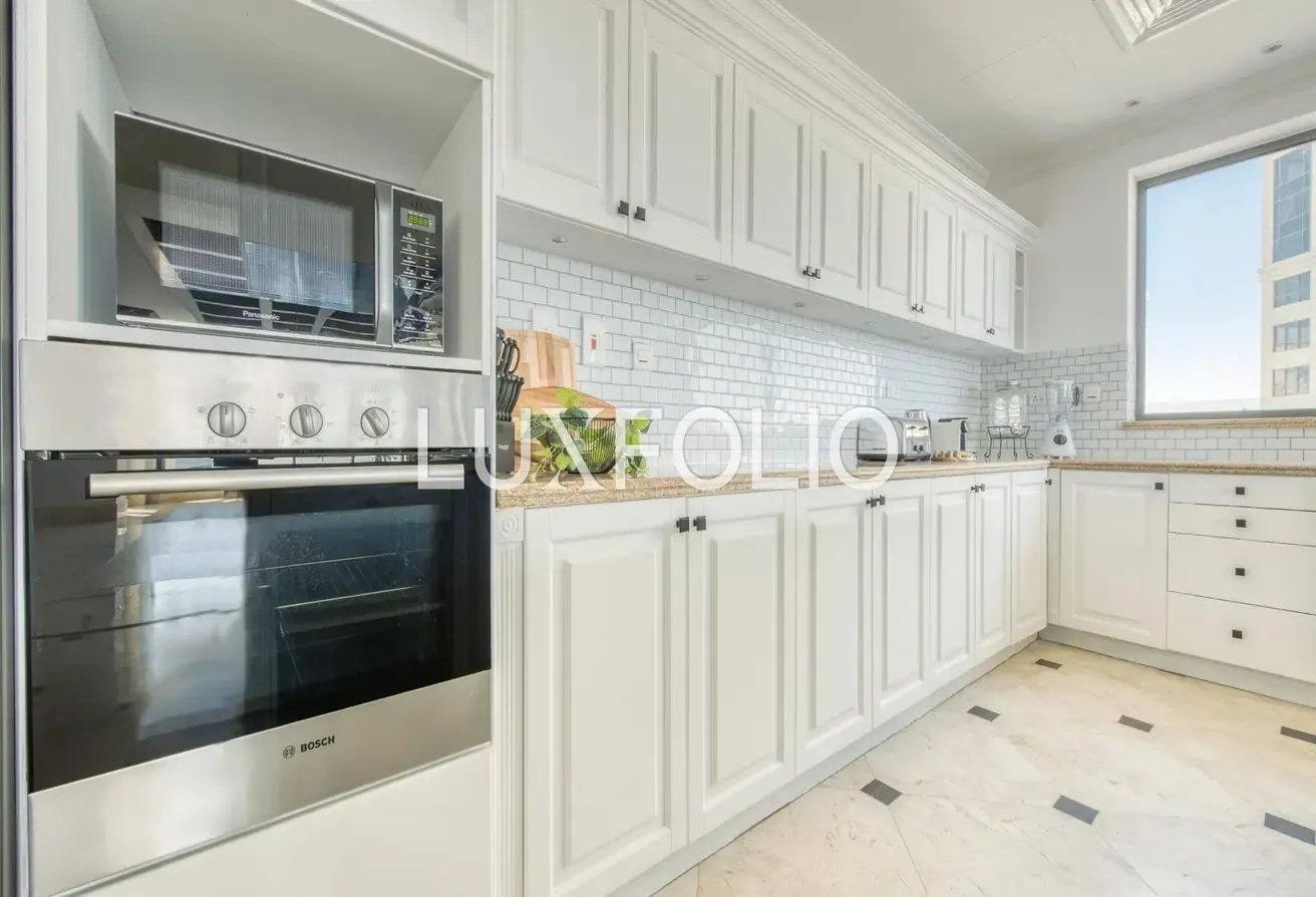 Bills Included | 6 Cheques | Penthouse