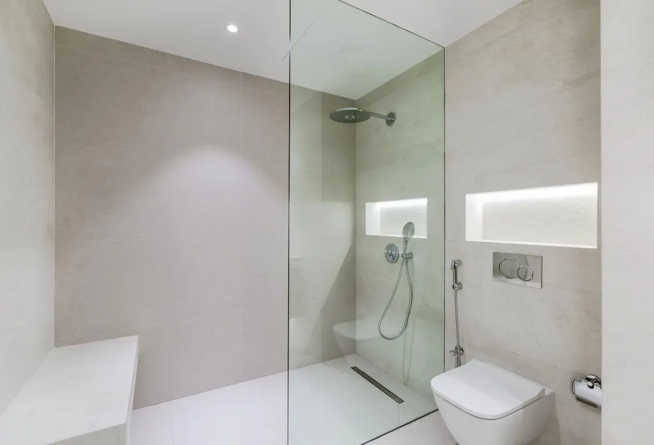 Stunning View - Premium & Fully Refurbished 4BR
