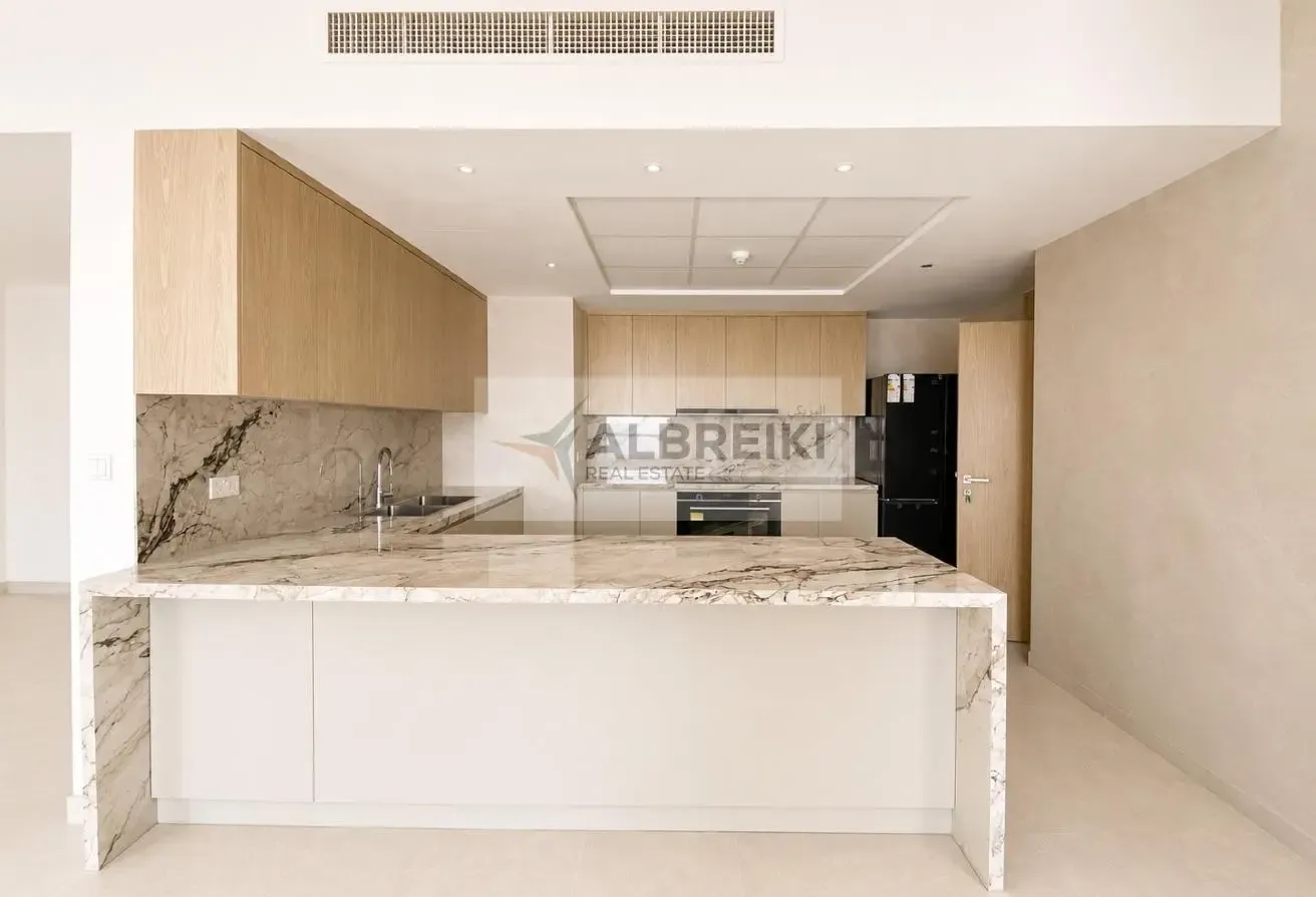 Spacious 4BR| Fully Renovated | Premium finishes