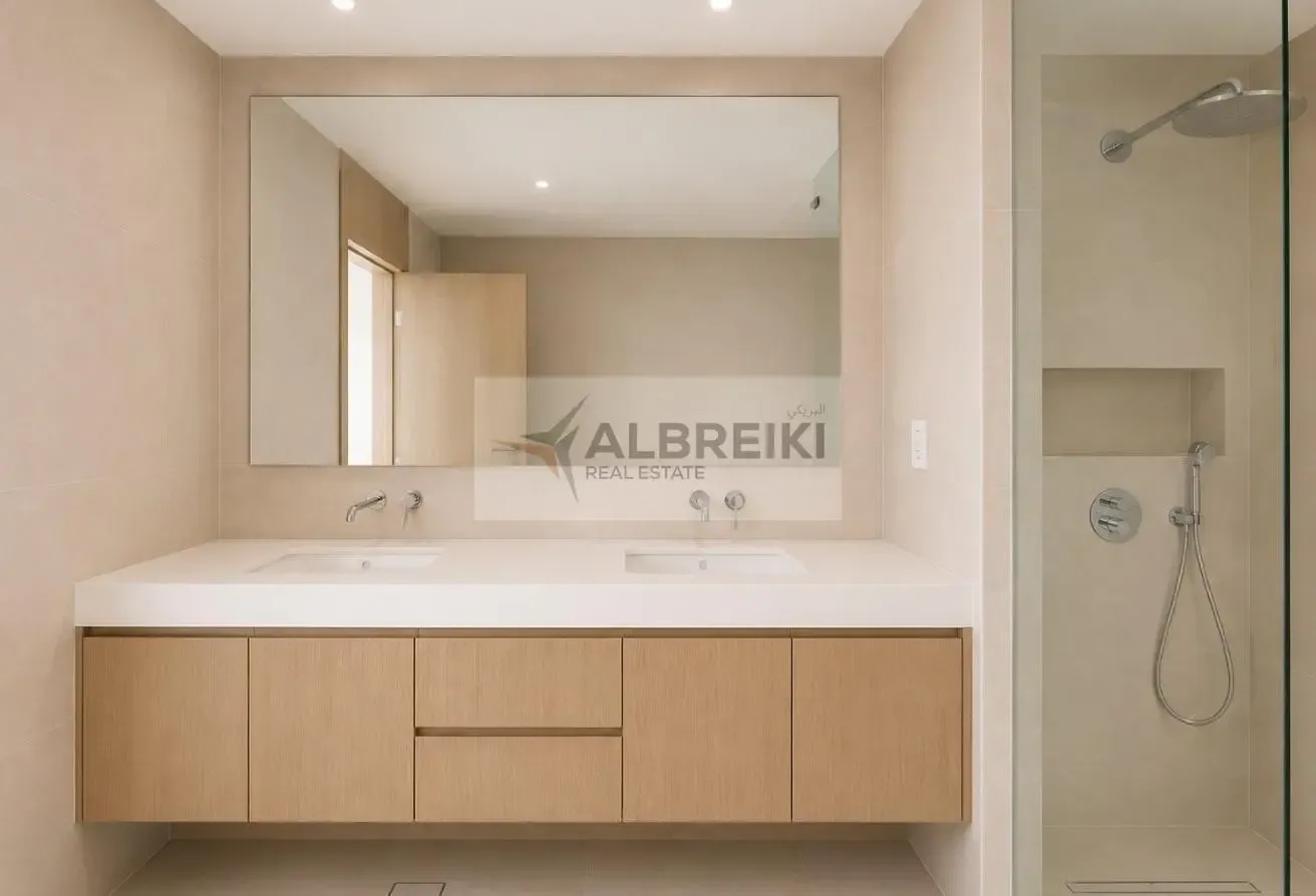 Spacious 4BR| Fully Renovated | Premium finishes
