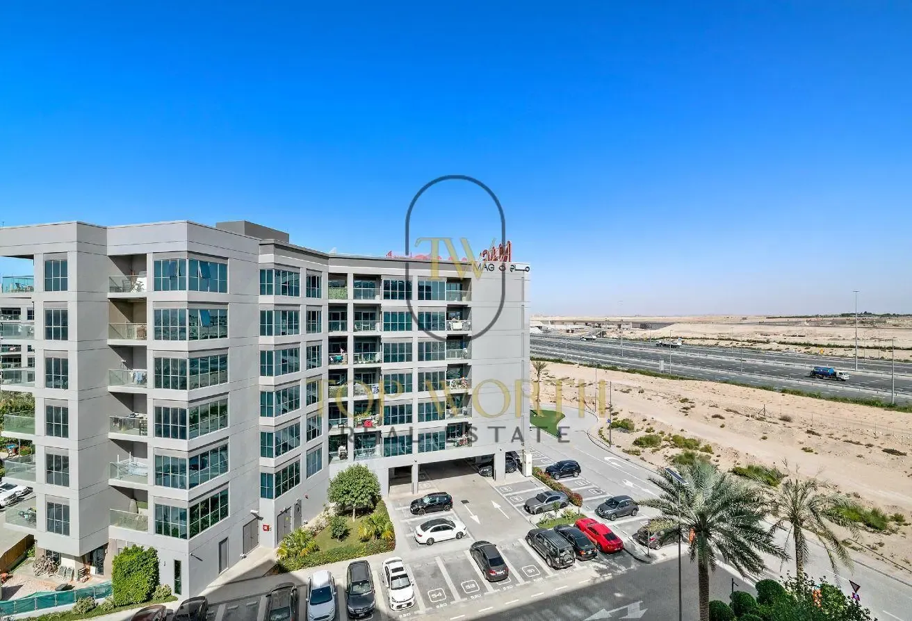 Prime Location | Luxurious | Furnished