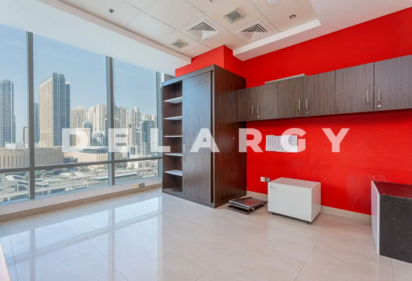 Vacant Fitted Office | A-Grade | Metro Access