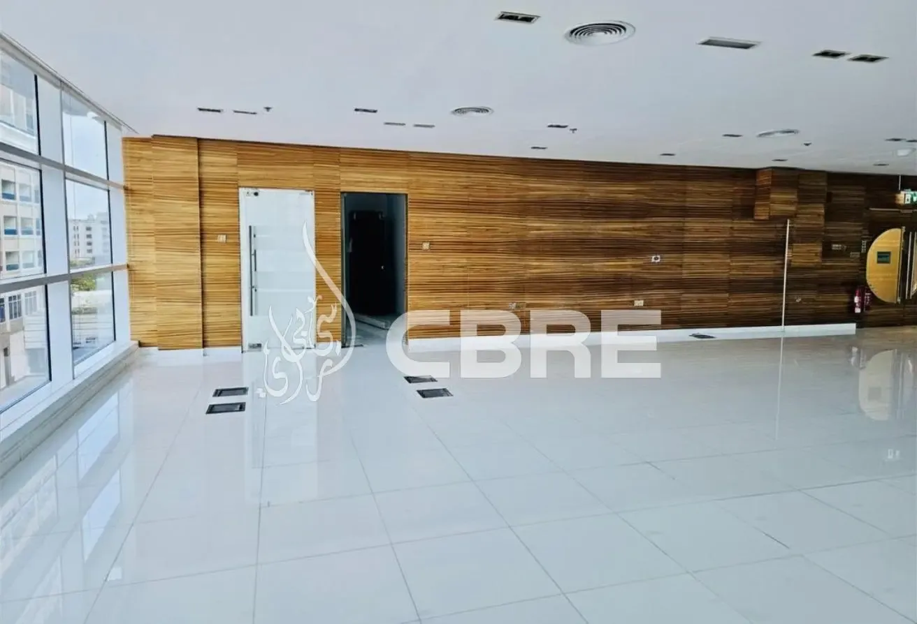 Turnkey | Fully Fitted | Bright Unit | Grade A