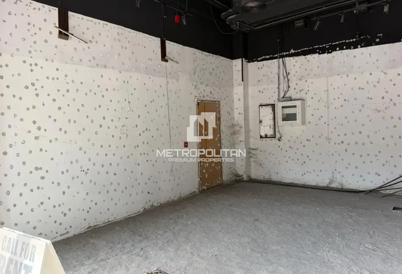Prime Retail Shop | High Visibility | High ROI