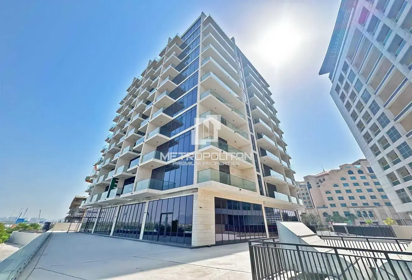 Retail Burj Khalifa View | 15,496 Ft | Negotiable