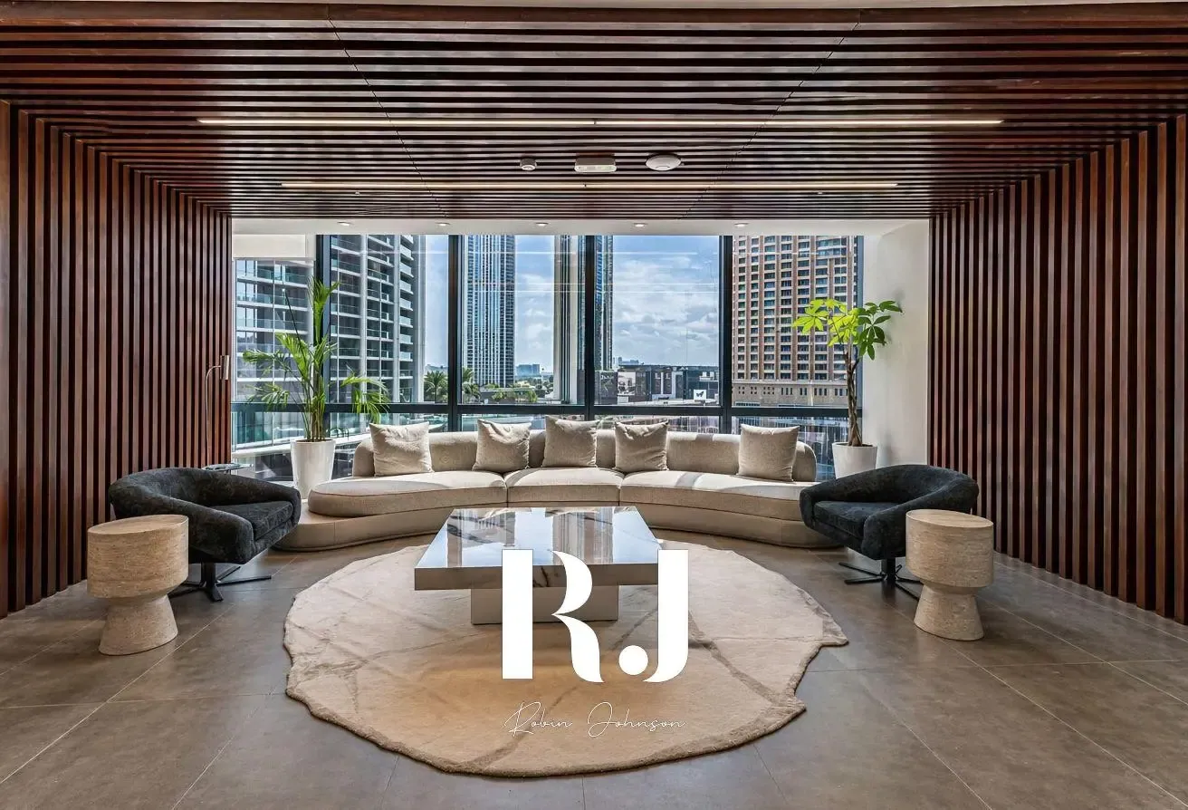 Community Expert  | DIFC View | High End