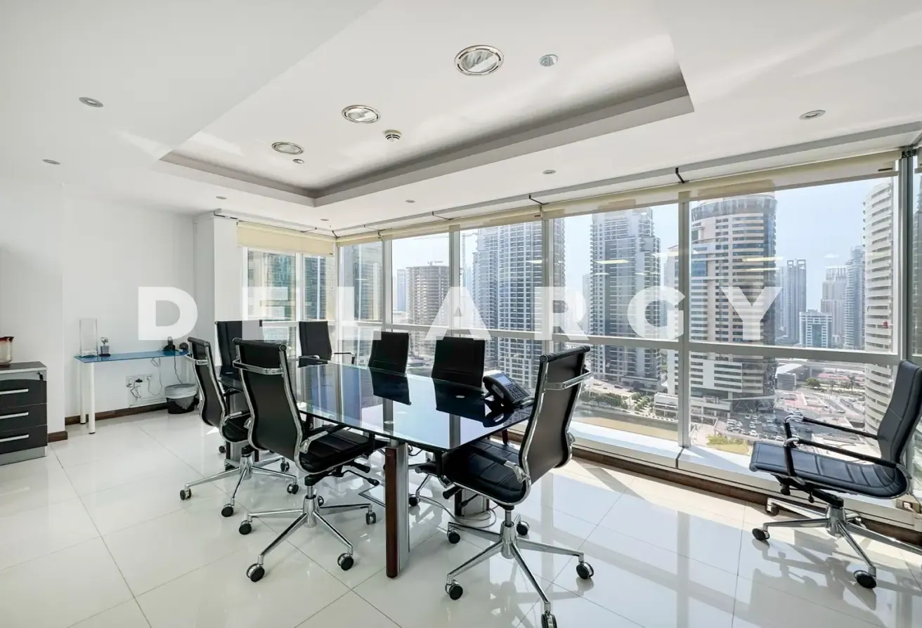 Community Expert | Fully Fitted | Grade A