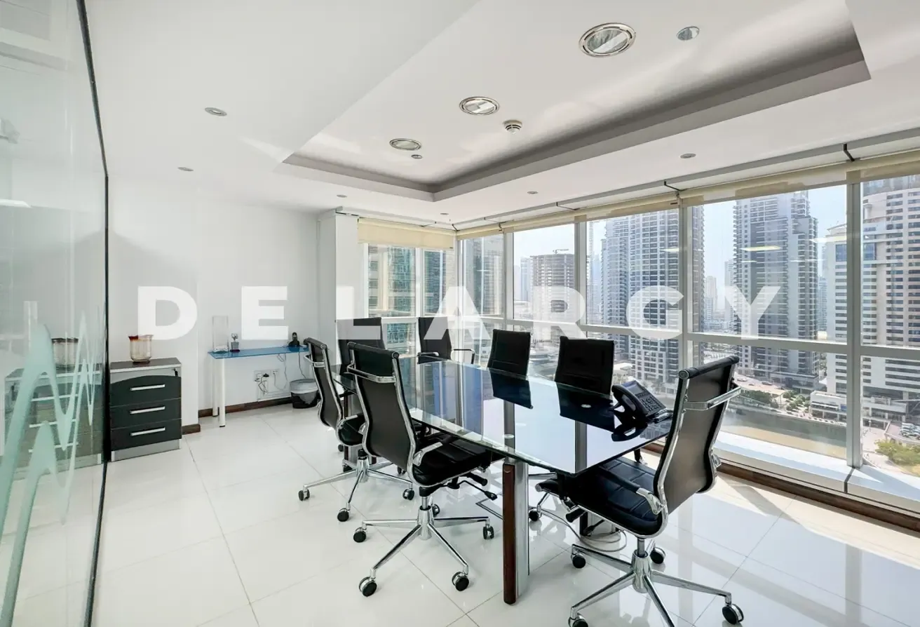 Community Expert | Fully Fitted | Grade A