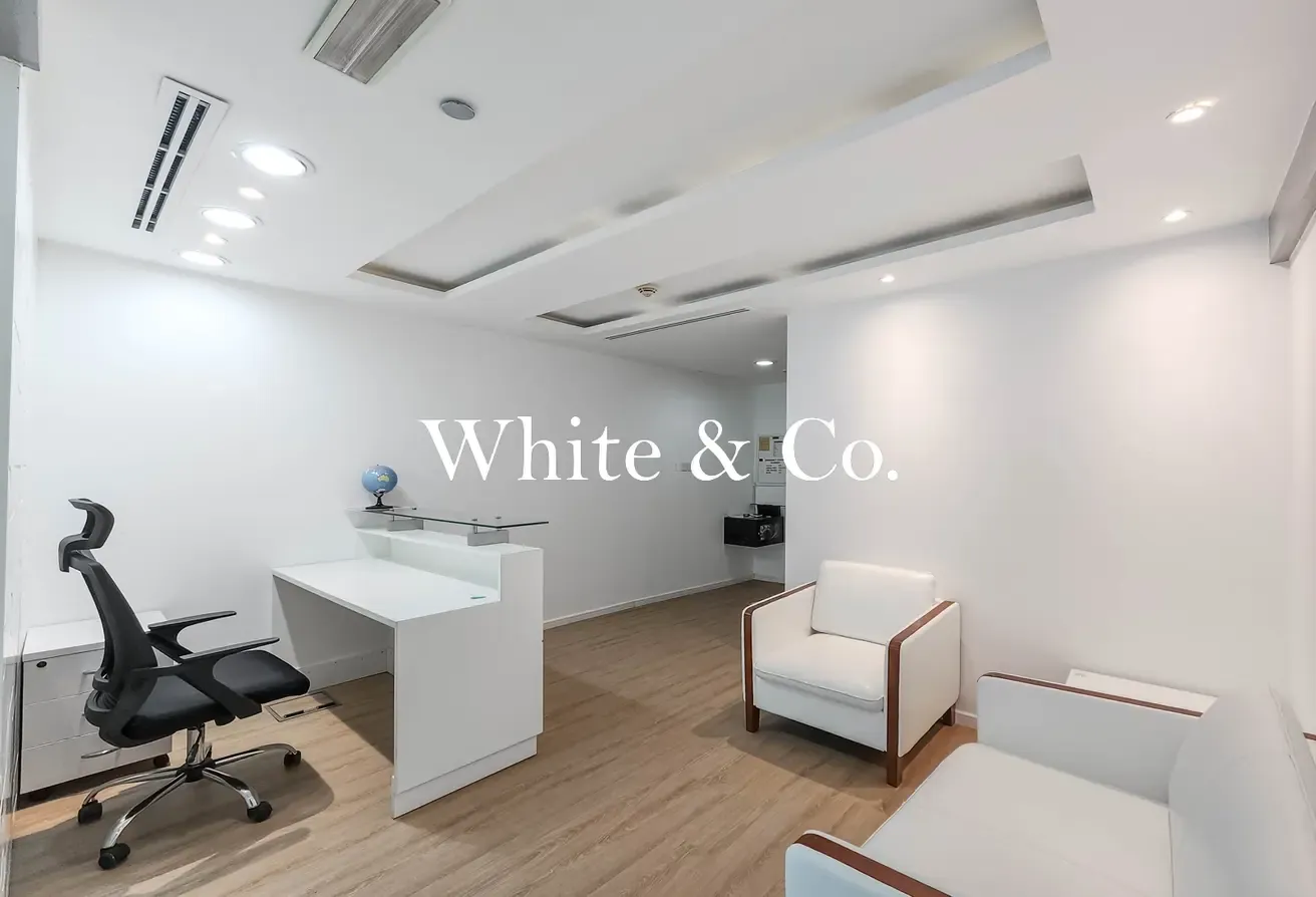 Vacant | Furnished Office | Grade A Office