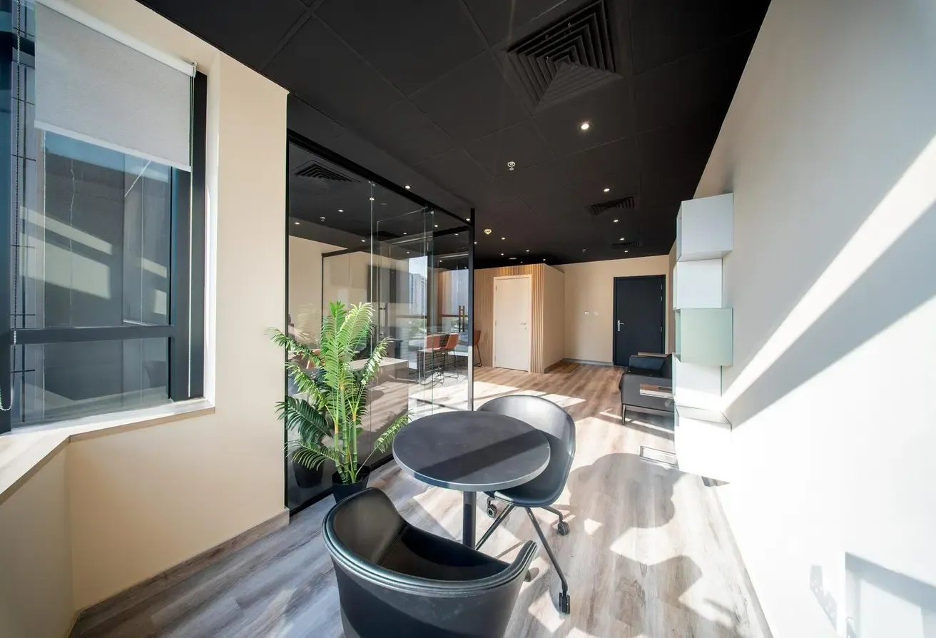 Vacant | Furnished | Ready for Business