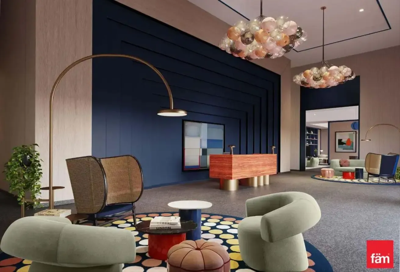 Canal & Peninsula Side | Spacious