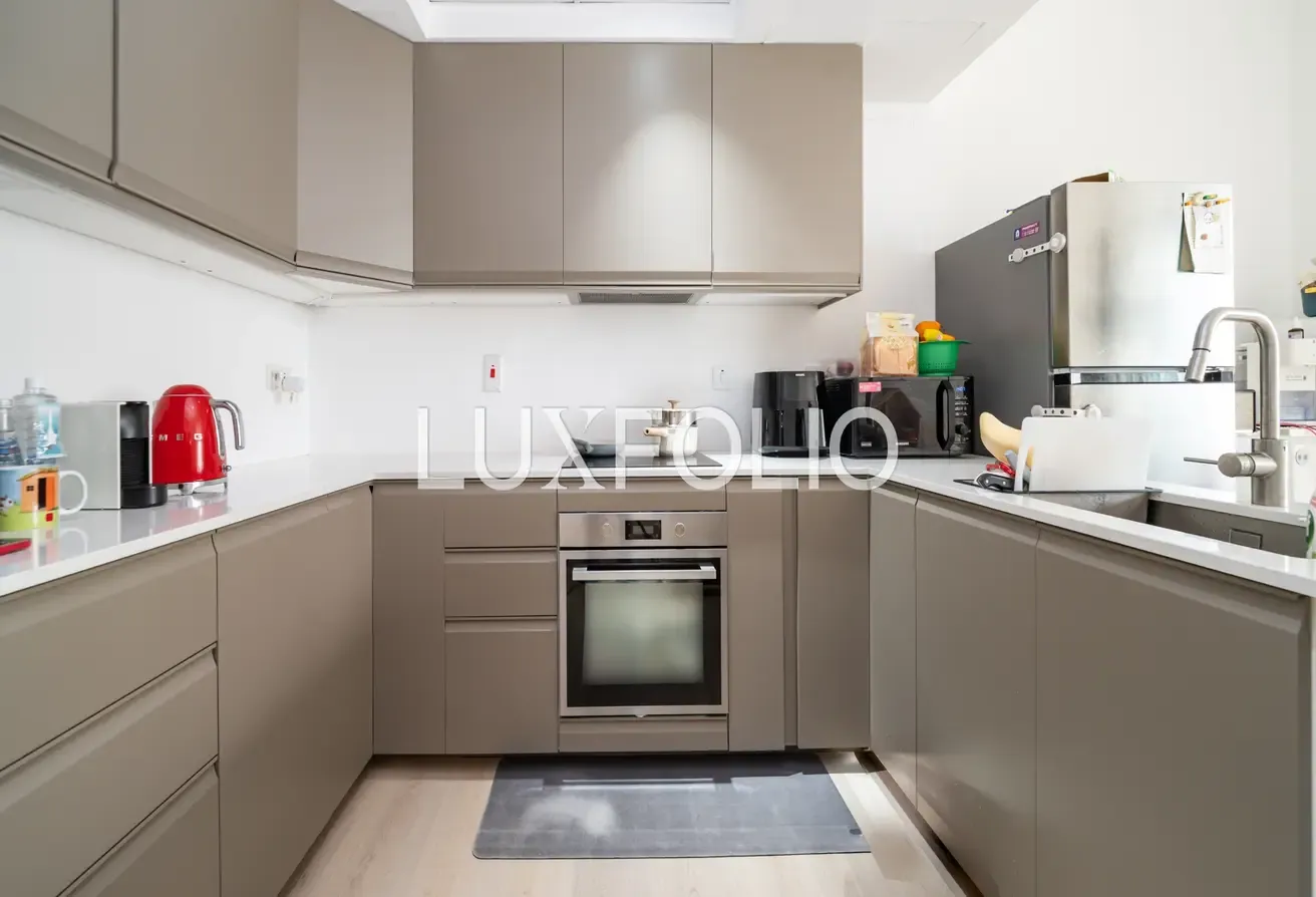 1 BEDROOM | UPGRADED | VACANT ON TRANSFER