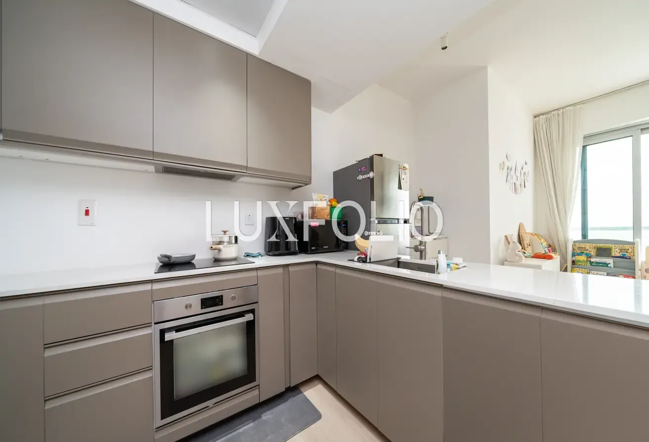 1 BEDROOM | UPGRADED | VACANT ON TRANSFER