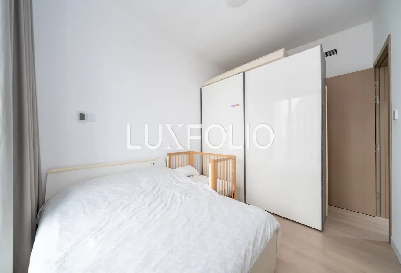 1 BEDROOM | UPGRADED | VACANT ON TRANSFER
