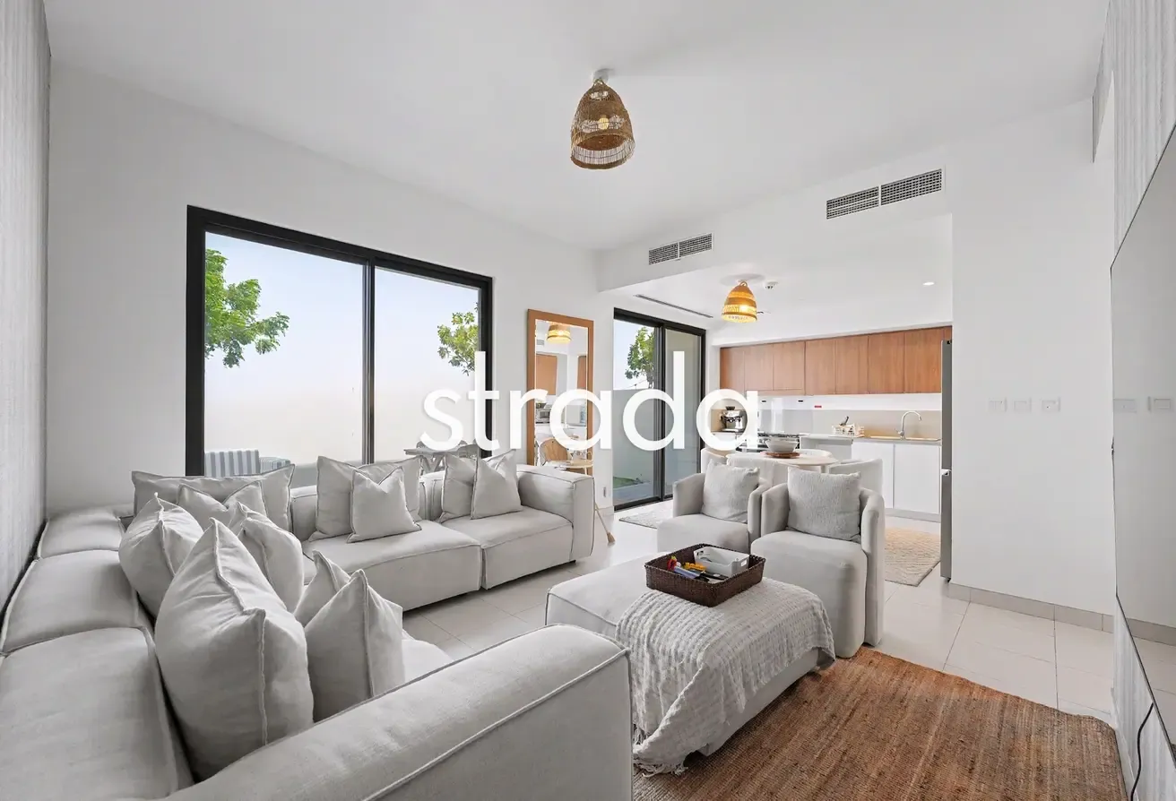 Corner Plot | Single Row | Vacant