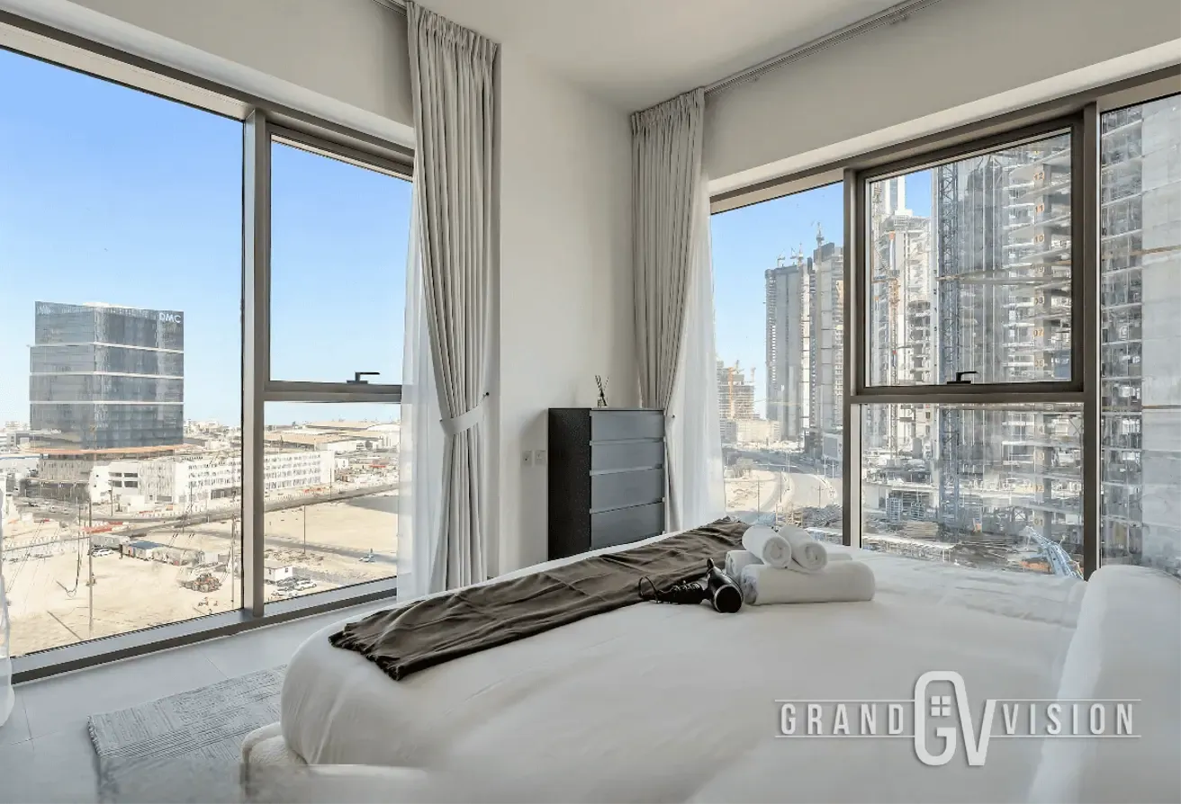 1 BR I SPACIOUS I PRIME LOCATION