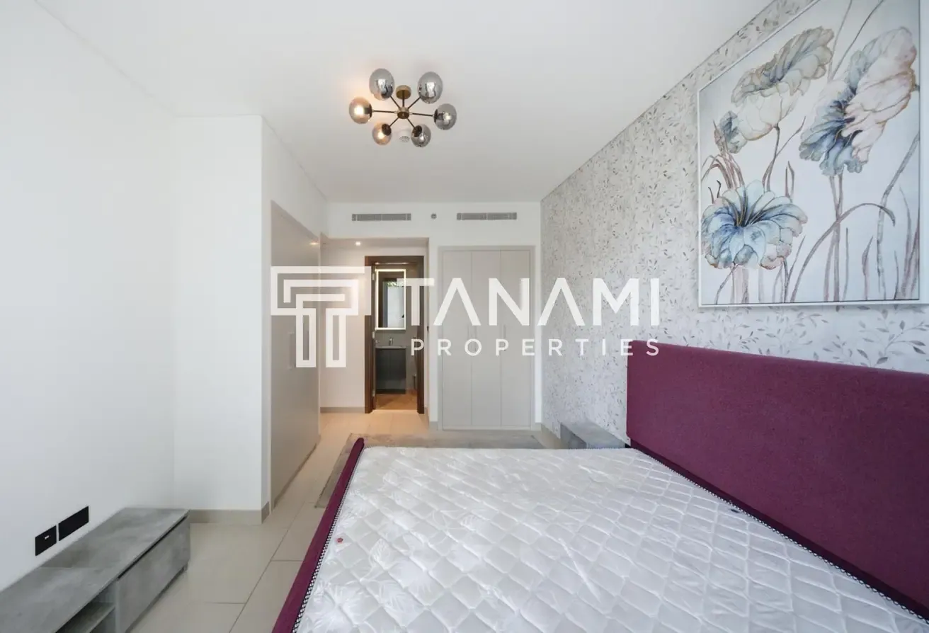 Contemporary 2BR | Excellent Location|Family Home