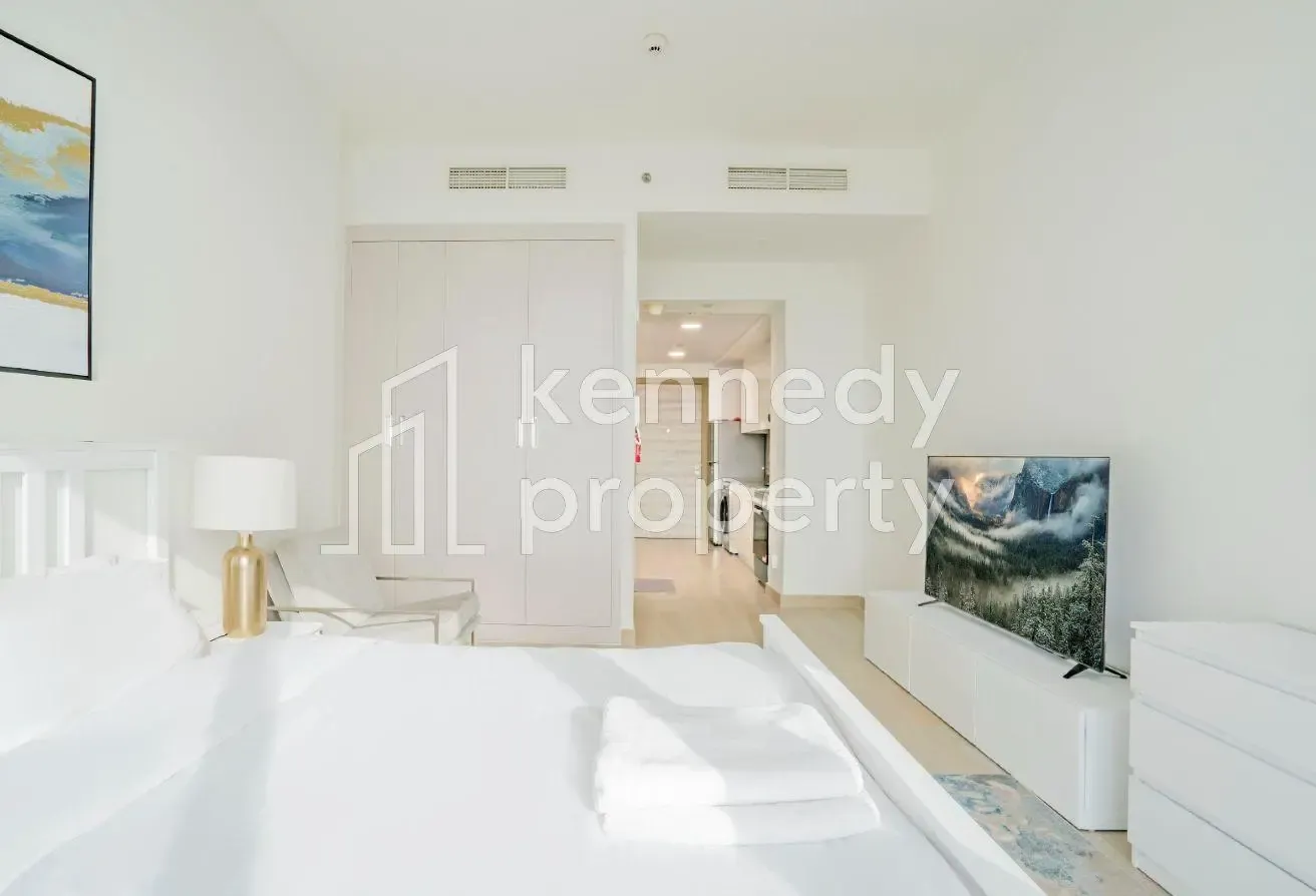Stunning Studio | High Floor | Skyline Views