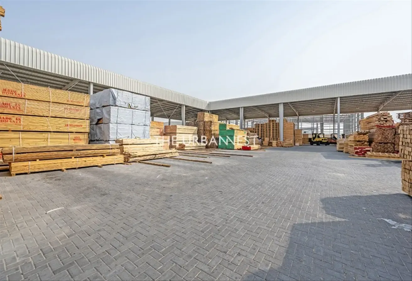 Ready to Move | Vaastu | Newly Built Warehouse
