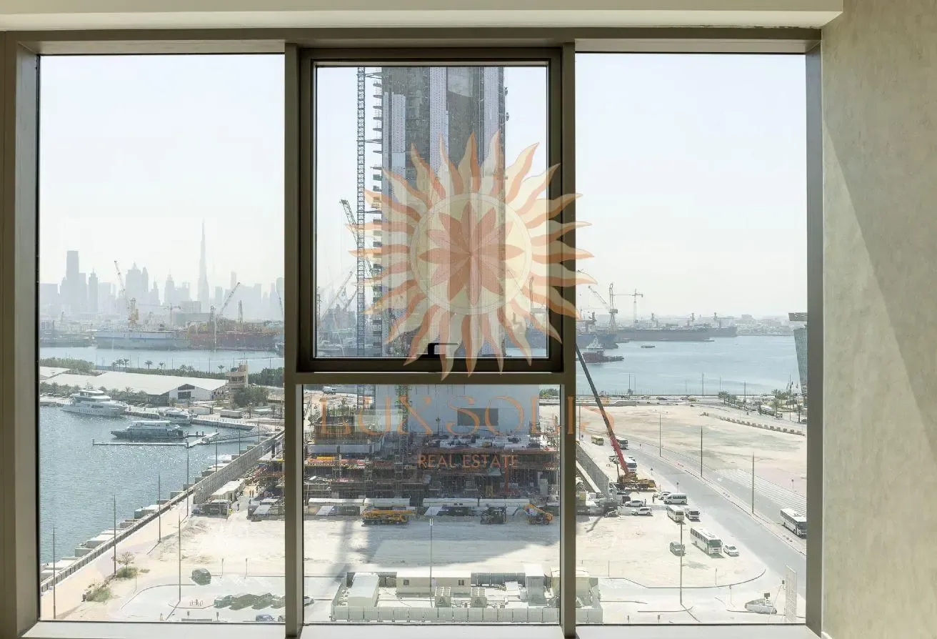 BURJ KHALIFA AND DOWNTOWN VIEW |VACANT AND READY